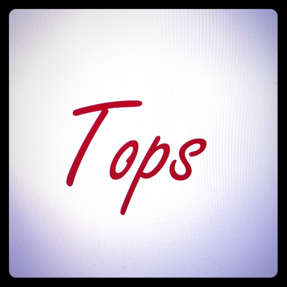 TOPS AND BLOUSES